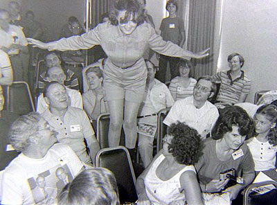 Astounding fans at the St. Louis Film Fair in 1979, Kay Aldridge is once again Nyoka as she was in Republic’s “Perils of Nyoka” (‘42). (Thanx to Grady Franklin.)