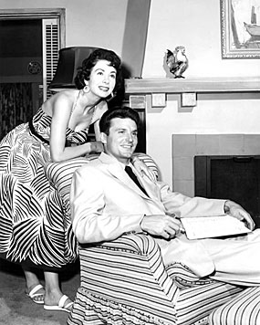 “Brave Eagle”—Keith Larsen at home with wife/actress Susan Cummings. 