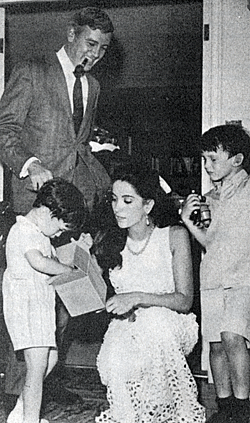 "High Chaparral"'s Linda Cristal with husband Yale Wexler and children and Greg and Jordan.