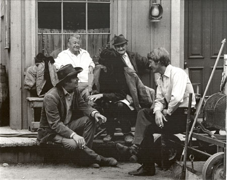 Jack Elam, Stefanie Powers and Wayne Maunder take a break during the filming of the “Lancer” episode “Zee” in 1969. Two men in the background are unknown. (Thanx to Marty Kelly.)