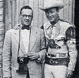 Len Stott with Roy in 1954. At the time, Stott was a musician in the Regimental Band of the Irish Guards who were appearing at the Canadian National Exhibition in Toronto. Roy was on the same show. (Thanx to Terry Cutts.)