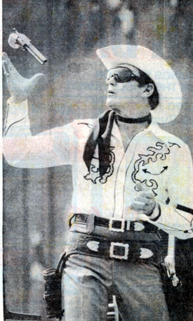 Clayton Moore, 64, makes an appearance as the Lone Ranger in Louisville, KY, during his “dark glasses” period in September 1979.